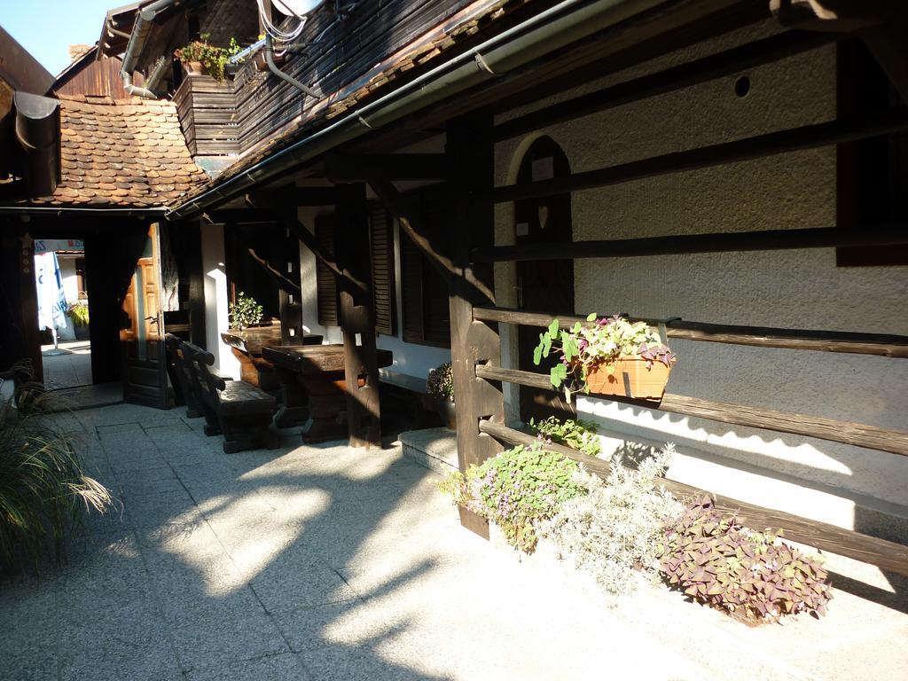 Hotel Gostisce Smuk Križe Esterno foto